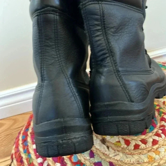 NWOT  Thorogood black leather boots - Picture 3 of 8